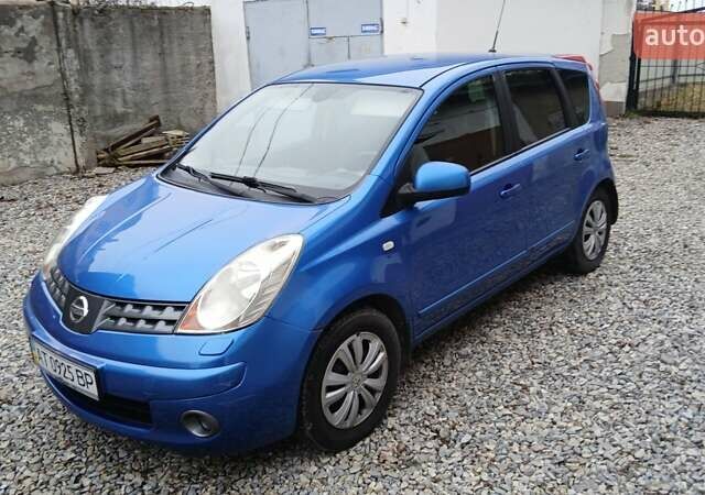 Синий Ниссан Ноут, объемом двигателя 1.6 л и пробегом 189 тыс. км за 4850 $, фото 1 на Automoto.ua