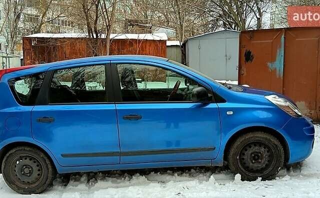 Синий Ниссан Ноут, объемом двигателя 1.4 л и пробегом 20 тыс. км за 4800 $, фото 1 на Automoto.ua
