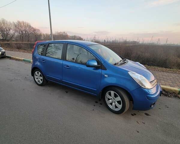 Синий Ниссан Ноут, объемом двигателя 1.6 л и пробегом 178 тыс. км за 5600 $, фото 1 на Automoto.ua