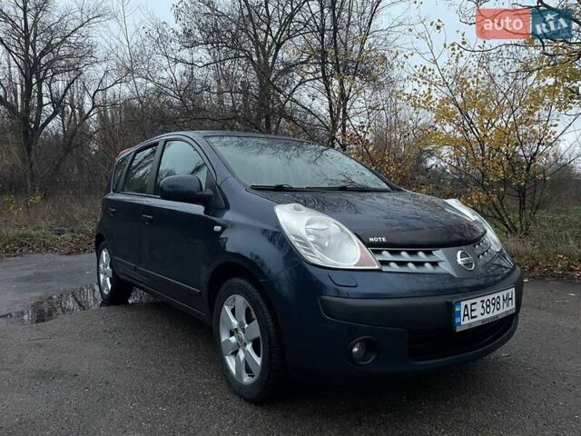Синий Ниссан Ноут, объемом двигателя 1.6 л и пробегом 221 тыс. км за 6400 $, фото 1 на Automoto.ua