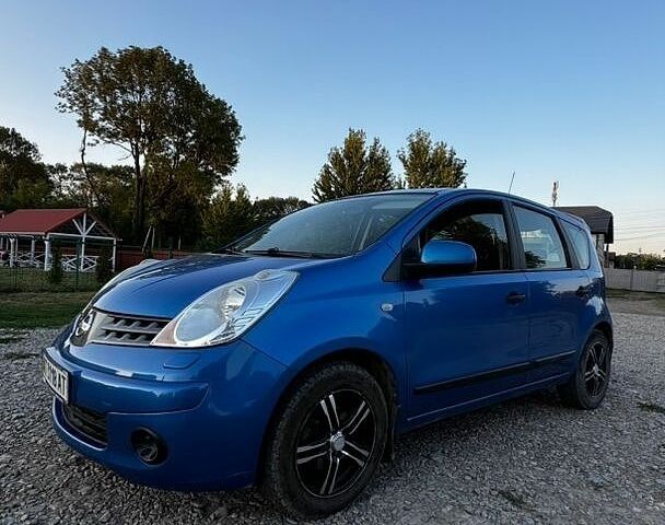Синій Ніссан Ноут, об'ємом двигуна 1.6 л та пробігом 161 тис. км за 5800 $, фото 1 на Automoto.ua
