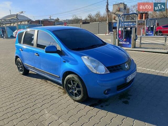 Синий Ниссан Ноут, объемом двигателя 1.4 л и пробегом 222 тыс. км за 3900 $, фото 1 на Automoto.ua