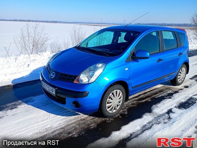 Синій Ніссан Ноут, об'ємом двигуна 1.6 л та пробігом 212 тис. км за 4800 $, фото 1 на Automoto.ua