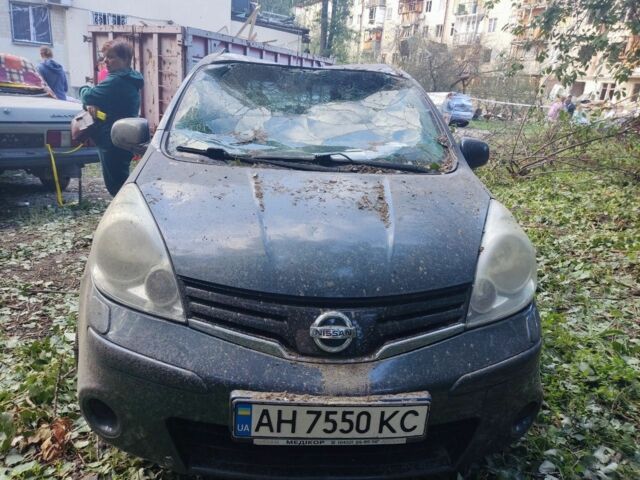 Синій Ніссан Ноут, об'ємом двигуна 1.4 л та пробігом 130 тис. км за 2000 $, фото 1 на Automoto.ua