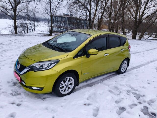 Зелений Ніссан Ноут, об'ємом двигуна 1.2 л та пробігом 47 тис. км за 13400 $, фото 1 на Automoto.ua