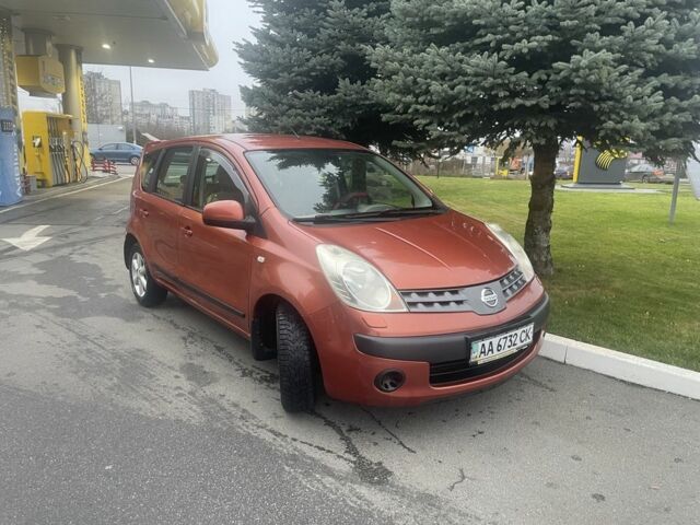 Помаранчевий Ніссан Ноут, об'ємом двигуна 0 л та пробігом 200 тис. км за 4300 $, фото 1 на Automoto.ua