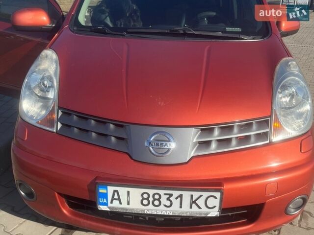 Оранжевый Ниссан Ноут, объемом двигателя 1.6 л и пробегом 295 тыс. км за 5500 $, фото 1 на Automoto.ua