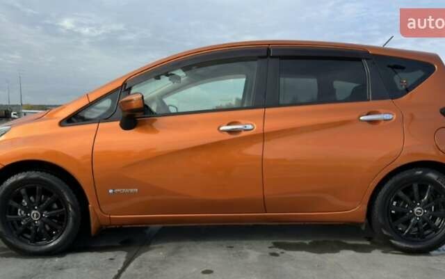 Помаранчевий Ніссан Ноут, об'ємом двигуна 1.2 л та пробігом 58 тис. км за 12900 $, фото 1 на Automoto.ua