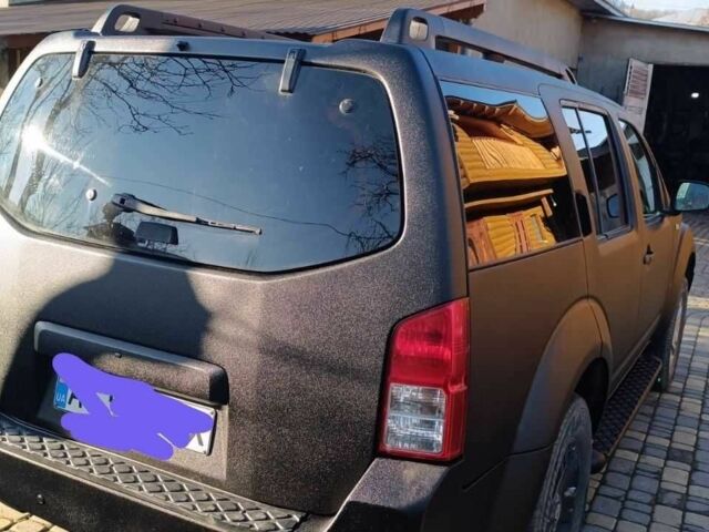 Черный Ниссан Патфайндер, объемом двигателя 2.5 л и пробегом 3 тыс. км за 6500 $, фото 1 на Automoto.ua