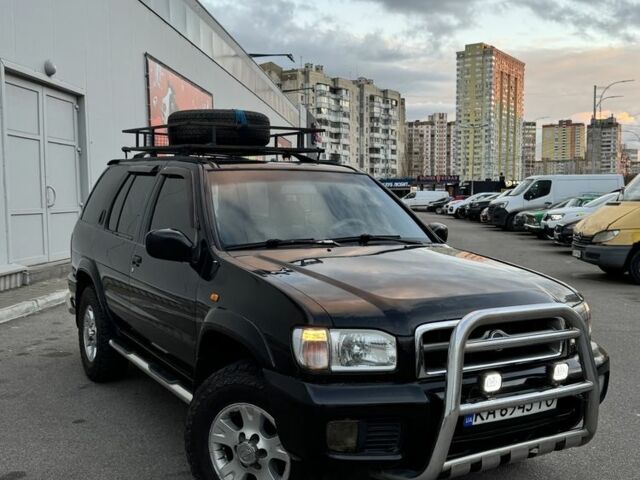Чорний Ніссан Патфайндер, об'ємом двигуна 3.3 л та пробігом 465 тис. км за 5600 $, фото 1 на Automoto.ua