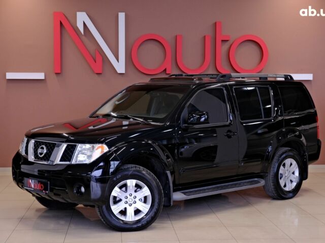 Черный Ниссан Патфайндер, объемом двигателя 4 л и пробегом 258 тыс. км за 8900 $, фото 1 на Automoto.ua