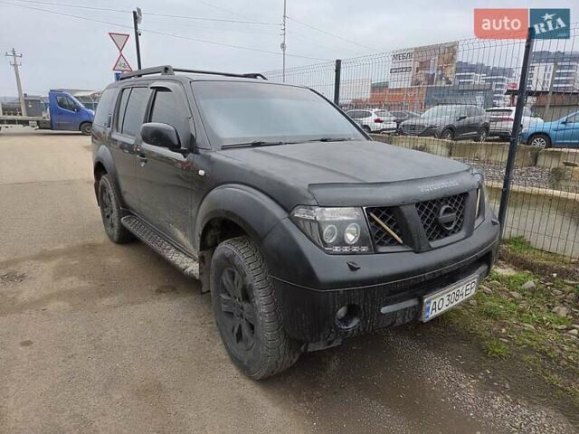 Чорний Ніссан Патфайндер, об'ємом двигуна 2.49 л та пробігом 299 тис. км за 6900 $, фото 1 на Automoto.ua