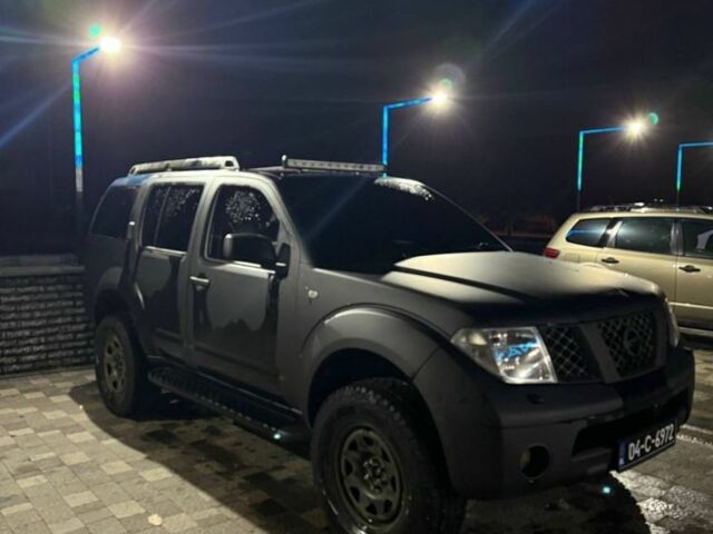 Чорний Ніссан Патфайндер, об'ємом двигуна 0 л та пробігом 20 тис. км за 5500 $, фото 1 на Automoto.ua