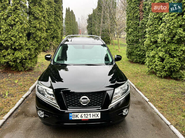 Черный Ниссан Патфайндер, объемом двигателя 3.5 л и пробегом 165 тыс. км за 20500 $, фото 1 на Automoto.ua