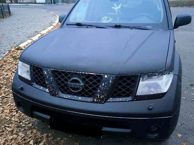 Ниссан Патфайндер, объемом двигателя 2.5 л и пробегом 300 тыс. км за 3800 $, фото 1 на Automoto.ua