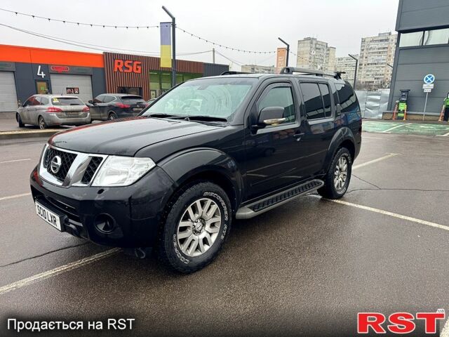 Ниссан Патфайндер, объемом двигателя 2.5 л и пробегом 187 тыс. км за 5500 $, фото 1 на Automoto.ua