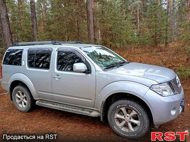 Ніссан Патфайндер, об'ємом двигуна 2.5 л та пробігом 156 тис. км за 12500 $, фото 1 на Automoto.ua