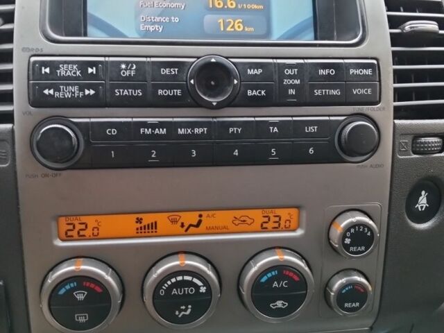 Сірий Ніссан Патфайндер, об'ємом двигуна 2.5 л та пробігом 233 тис. км за 5300 $, фото 1 на Automoto.ua