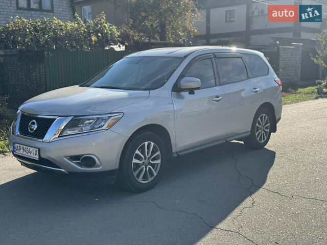 Сірий Ніссан Патфайндер, об'ємом двигуна 3.5 л та пробігом 239 тис. км за 11500 $, фото 1 на Automoto.ua