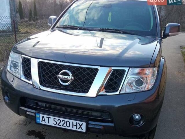 Зеленый Ниссан Патфайндер, объемом двигателя 2.99 л и пробегом 118 тыс. км за 19970 $, фото 1 на Automoto.ua