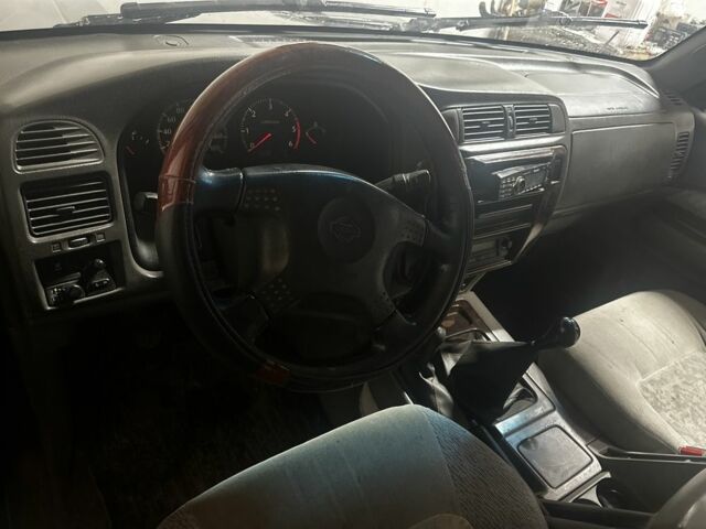 Черный Ниссан Патрол, объемом двигателя 3 л и пробегом 250 тыс. км за 4500 $, фото 1 на Automoto.ua