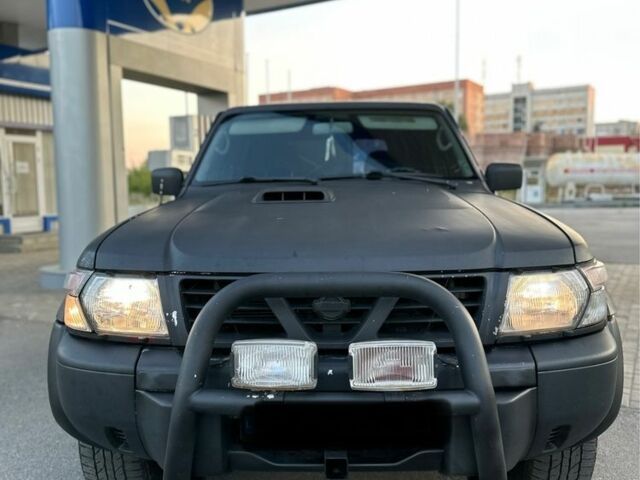Ниссан Патрол, объемом двигателя 3 л и пробегом 222 тыс. км за 5700 $, фото 1 на Automoto.ua