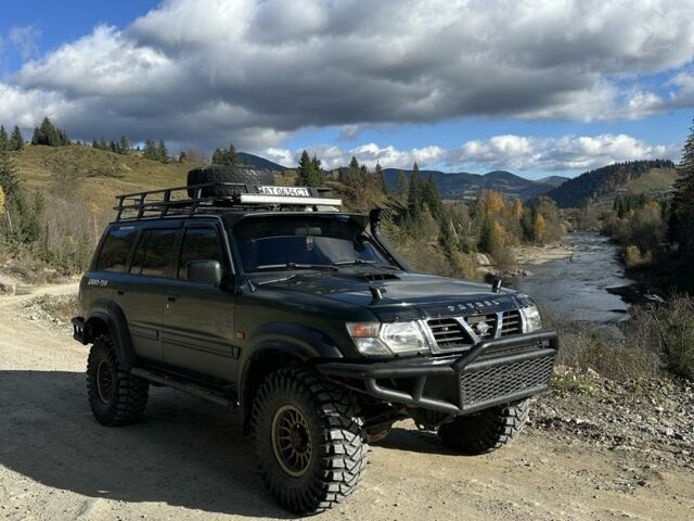 Зеленый Ниссан Патрол, объемом двигателя 3 л и пробегом 47 тыс. км за 16000 $, фото 1 на Automoto.ua