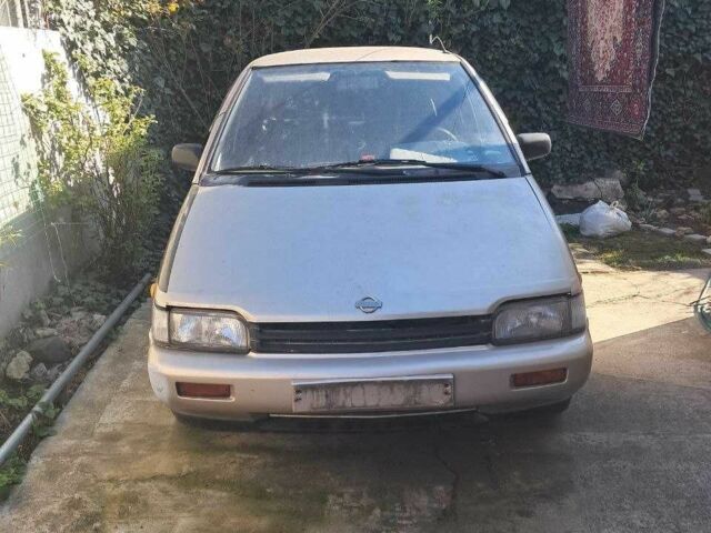 Бежевий Ніссан Прерія, об'ємом двигуна 2 л та пробігом 280 тис. км за 2000 $, фото 1 на Automoto.ua