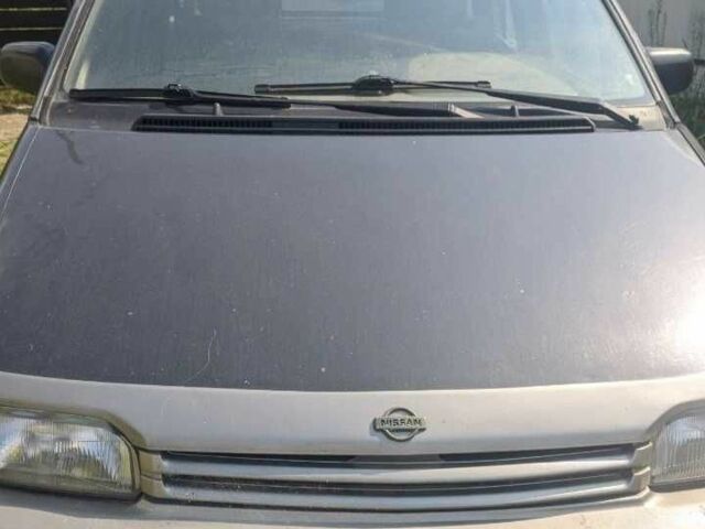 Чорний Ніссан Прерія, об'ємом двигуна 2 л та пробігом 400 тис. км за 750 $, фото 1 на Automoto.ua