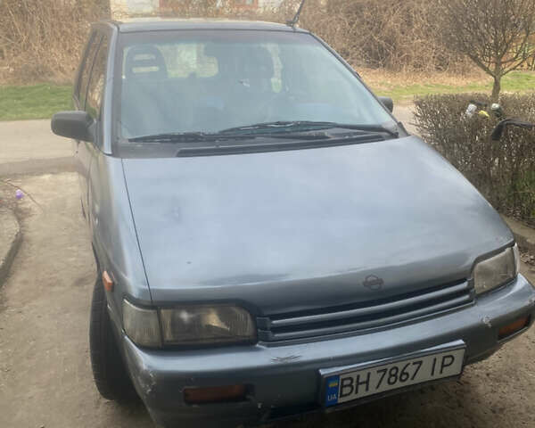 Синій Ніссан Прерія, об'ємом двигуна 2 л та пробігом 300 тис. км за 1300 $, фото 1 на Automoto.ua
