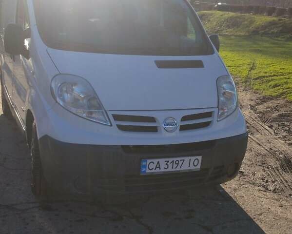 Белый Ниссан Примастар, объемом двигателя 2 л и пробегом 224 тыс. км за 4700 $, фото 1 на Automoto.ua