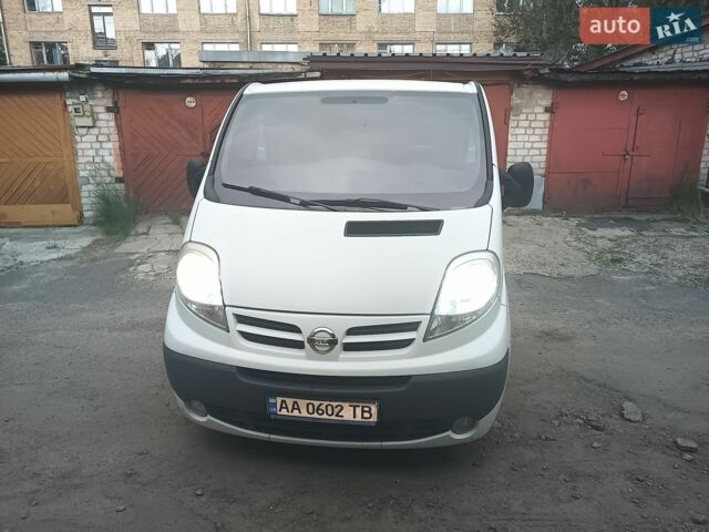 Белый Ниссан Примастар, объемом двигателя 2 л и пробегом 166 тыс. км за 13500 $, фото 1 на Automoto.ua