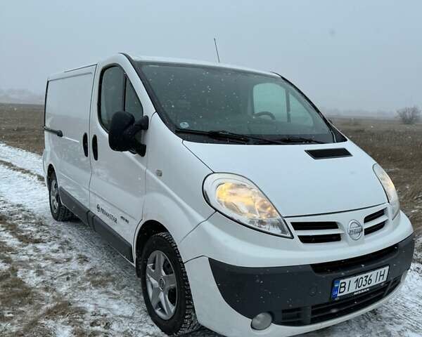 Білий Ніссан Прімастар, об'ємом двигуна 2 л та пробігом 286 тис. км за 12300 $, фото 1 на Automoto.ua