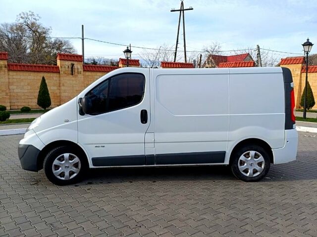 Белый Ниссан Примастар, объемом двигателя 2 л и пробегом 313 тыс. км за 9000 $, фото 1 на Automoto.ua