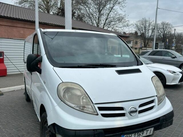 Белый Ниссан Примастар, объемом двигателя 2 л и пробегом 270 тыс. км за 5500 $, фото 1 на Automoto.ua