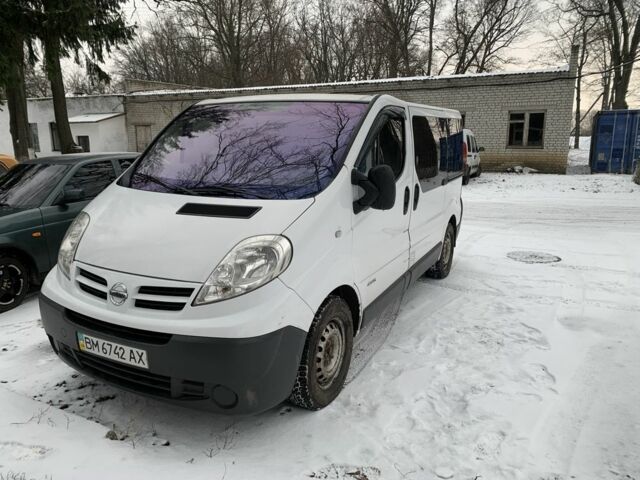 Белый Ниссан Примастар, объемом двигателя 2 л и пробегом 300 тыс. км за 8000 $, фото 1 на Automoto.ua