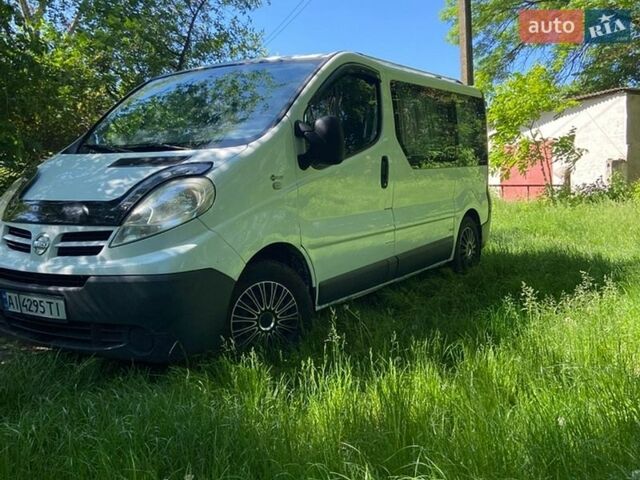 Белый Ниссан Примастар, объемом двигателя 2 л и пробегом 255 тыс. км за 7800 $, фото 1 на Automoto.ua