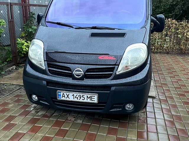 Черный Ниссан Примастар, объемом двигателя 2.5 л и пробегом 300 тыс. км за 7100 $, фото 1 на Automoto.ua