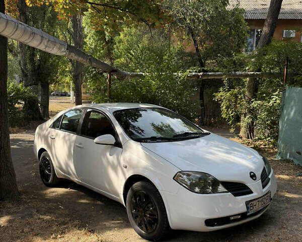 Белый Ниссан Примера, объемом двигателя 1.8 л и пробегом 290 тыс. км за 2800 $, фото 1 на Automoto.ua