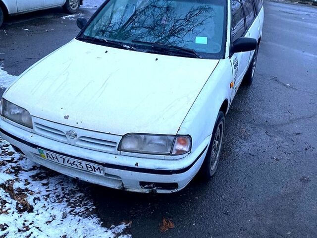 Білий Ніссан Прімера, об'ємом двигуна 2 л та пробігом 0 тис. км за 700 $, фото 1 на Automoto.ua