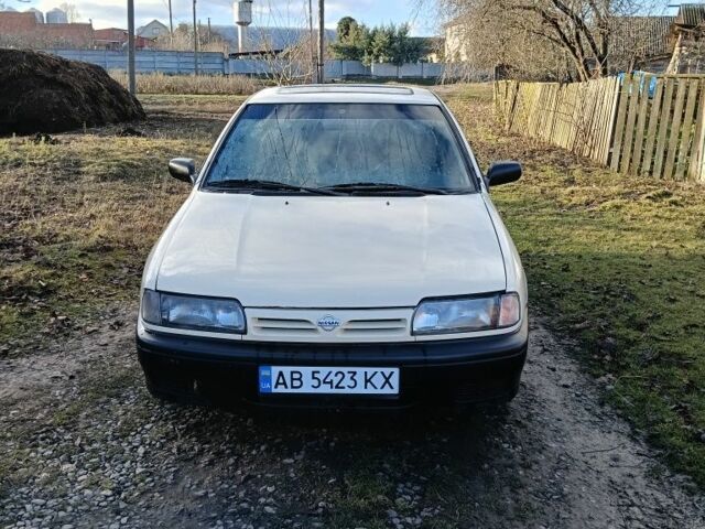 Бежевый Ниссан Примера, объемом двигателя 2 л и пробегом 270 тыс. км за 1550 $, фото 1 на Automoto.ua