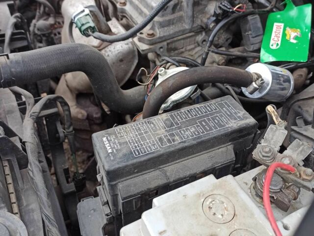 Черный Ниссан Примера, объемом двигателя 2 л и пробегом 280 тыс. км за 4500 $, фото 1 на Automoto.ua