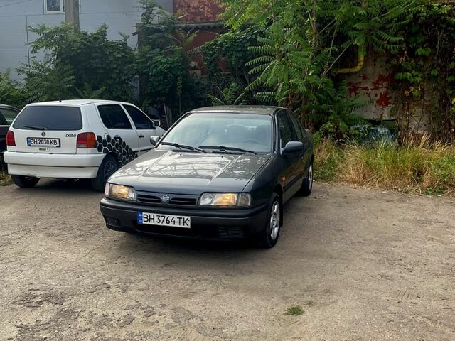 Сірий Ніссан Прімера, об'ємом двигуна 2 л та пробігом 0 тис. км за 1800 $, фото 1 на Automoto.ua
