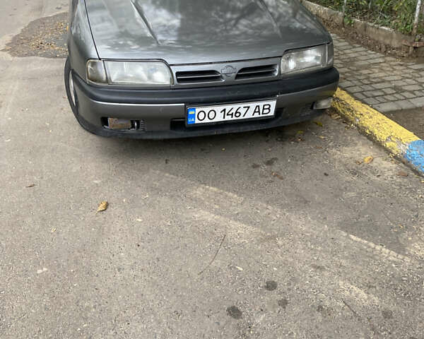 Серый Ниссан Примера, объемом двигателя 1.6 л и пробегом 370 тыс. км за 1500 $, фото 1 на Automoto.ua