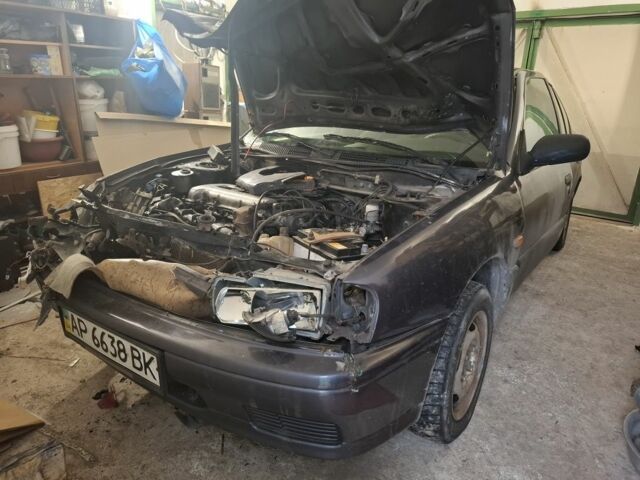 Сірий Ніссан Прімера, об'ємом двигуна 2 л та пробігом 390 тис. км за 700 $, фото 1 на Automoto.ua