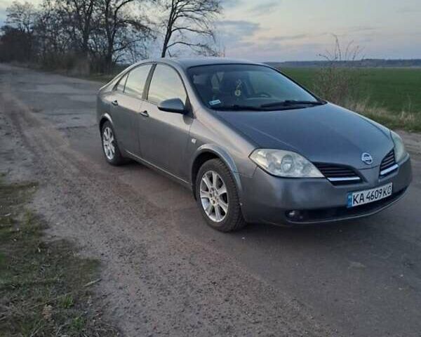 Серый Ниссан Примера, объемом двигателя 2 л и пробегом 200 тыс. км за 3999 $, фото 1 на Automoto.ua