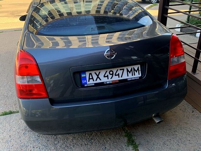 Серый Ниссан Примера, объемом двигателя 1.8 л и пробегом 300 тыс. км за 4000 $, фото 1 на Automoto.ua