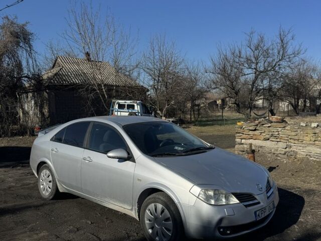 Сірий Ніссан Прімера, об'ємом двигуна 2.2 л та пробігом 210 тис. км за 1950 $, фото 1 на Automoto.ua