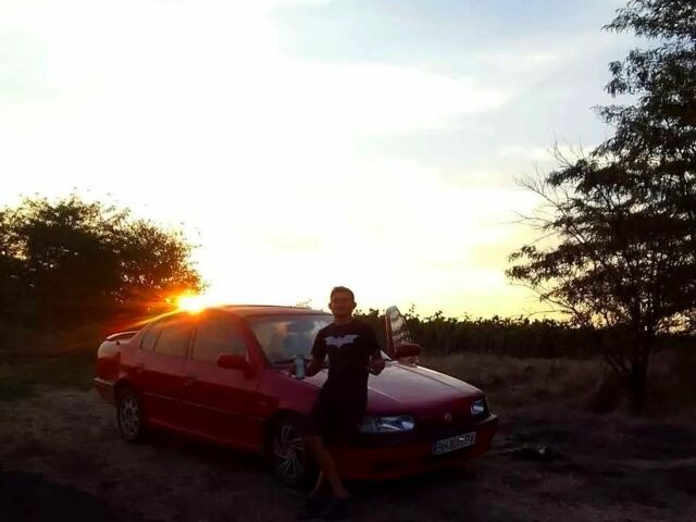 Сірий Ніссан Прімера, об'ємом двигуна 2 л та пробігом 211 тис. км за 800 $, фото 1 на Automoto.ua