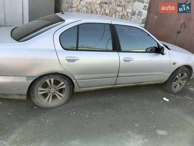 Серый Ниссан Примера, объемом двигателя 1.8 л и пробегом 32 тыс. км за 2300 $, фото 1 на Automoto.ua